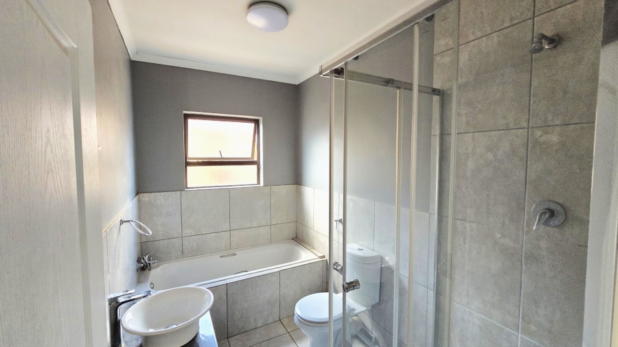 3 Bedroom Property for Sale in Grasslands Free State